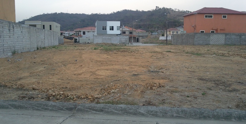 GeoBienes - Terreno en Venta Condado Vicolinci - Plusvalia Guayaquil Casas de venta y alquiler Inmobiliaria Ecuador