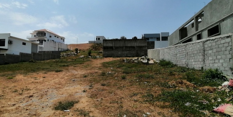 GeoBienes - Terreno en venta ubicado en la urbanización El Condado vía a Samborondón - La Aurora - Plusvalia Guayaquil Casas de venta y alquiler Inmobiliaria Ecuador