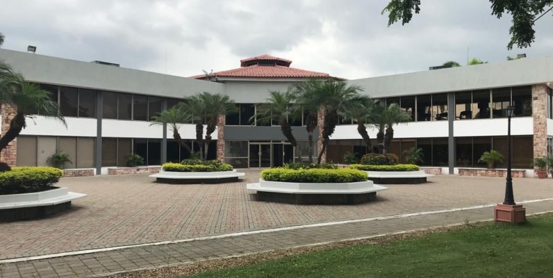 Terreno en venta ubicado en Urbanización Biblos, Samborondón GeoBienes - Terreno en venta ubicado en Urbanización Biblos, Samborondón - Plusvalia Guayaquil Casas de venta y alquiler Inmobiliaria Ecuador