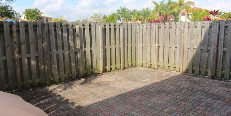 Townhouse a la Venta en MIAMI - Fontainebleau Las Ramblas GeoBienes - Townhouse a la Venta en MIAMI - Fontainebleau Las Ramblas - Plusvalia Guayaquil Casas de venta y alquiler Inmobiliaria Ecuador