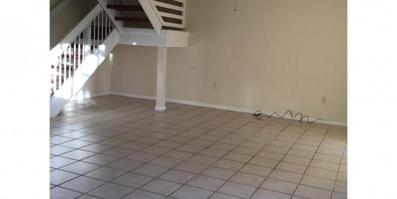 Townhouse a la Venta en MIAMI en DORAL ISLES GeoBienes - Townhouse a la Venta en MIAMI en DORAL ISLES - Plusvalia Guayaquil Casas de venta y alquiler Inmobiliaria Ecuador