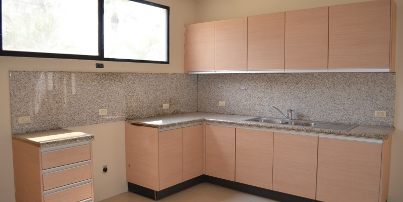 Townhouse en alquiler en Urbanización Ciudad Colón GeoBienes - Townhouse en alquiler en Urbanización Ciudad Colón - Plusvalia Guayaquil Casas de venta y alquiler Inmobiliaria Ecuador