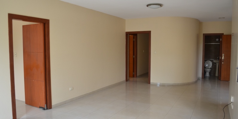 Townhouse en alquiler en Urbanización Ciudad Colón GeoBienes - Townhouse en alquiler en Urbanización Ciudad Colón - Plusvalia Guayaquil Casas de venta y alquiler Inmobiliaria Ecuador