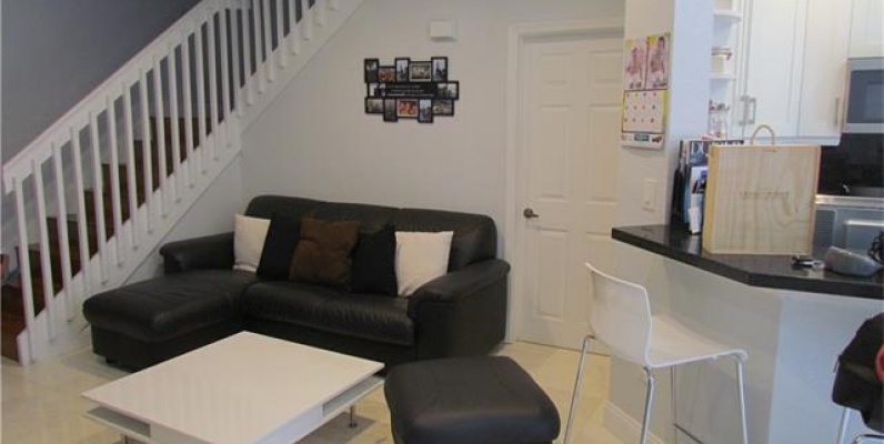Townhouse en Venta- Leeward Islands atDORAL GeoBienes - Townhouse en Venta- Leeward Islands at DORAL - Plusvalia Guayaquil Casas de venta y alquiler Inmobiliaria Ecuador