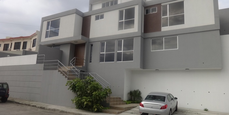 Vendo casa en Urbanización cumbres de los ceibos por estrenar GeoBienes - Vendo casa en Urbanización Cumbres de los Ceibos por Estrenar - Plusvalia Guayaquil Casas de venta y alquiler Inmobiliaria Ecuador