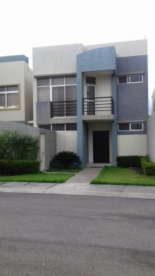 GeoBienes - Casa en venta en Urbanización Matices en vía Samborondon - Plusvalia Guayaquil Casas de venta y alquiler Inmobiliaria Ecuador