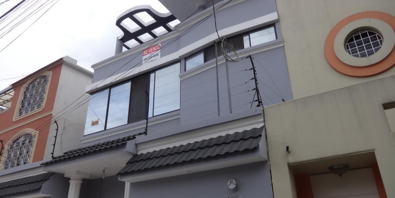 Urdenor 2, Vendo casa de dos plantas con terraza GeoBienes - Vendo casa en Urdenor 2 de dos plantas con terraza. Guayaquil Ecuador - Plusvalia Guayaquil Casas de venta y alquiler Inmobiliaria Ecuador