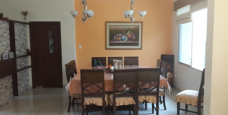 Vendo Casa en Vista Sol Samborondon GeoBienes - Casa en venta en urbanización Vista Sol Samborondon - Plusvalia Guayaquil Casas de venta y alquiler Inmobiliaria Ecuador