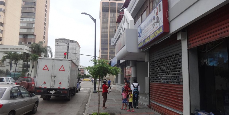 Vendo Local Comercial GeoBienes - Vendo Local Comercial - Plusvalia Guayaquil Casas de venta y alquiler Inmobiliaria Ecuador