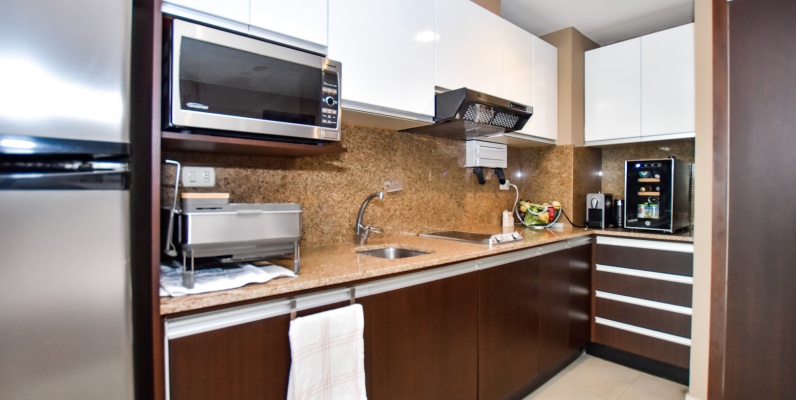 Venta de suite en Samborondón Plaza GeoBienes - Venta/alquiler de suite en Samborondón Plaza - Plusvalia Guayaquil Casas de venta y alquiler Inmobiliaria Ecuador