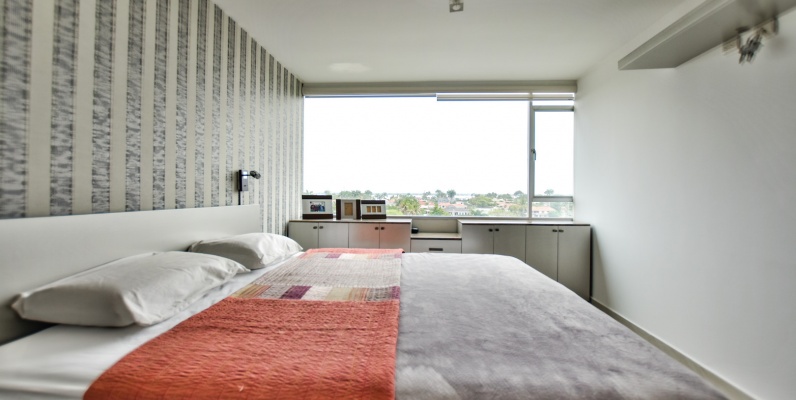 GeoBienes - Venta de suite en Samborondón Plaza - Plusvalia Guayaquil Casas de venta y alquiler Inmobiliaria Ecuador GeoBienes - Venta/alquiler de suite en Samborondón Plaza - Plusvalia Guayaquil Casas de venta y alquiler Inmobiliaria Ecuador