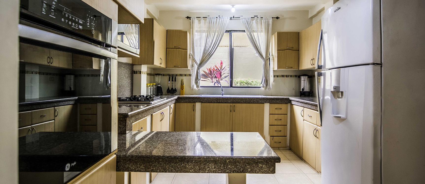 Casa en Alquiler en Ciudad Celeste Vía a Samborondón GeoBienes - Casa en Alquiler en Ciudad Celeste Vía a Samborondón - Plusvalia Guayaquil Casas de venta y alquiler Inmobiliaria Ecuador