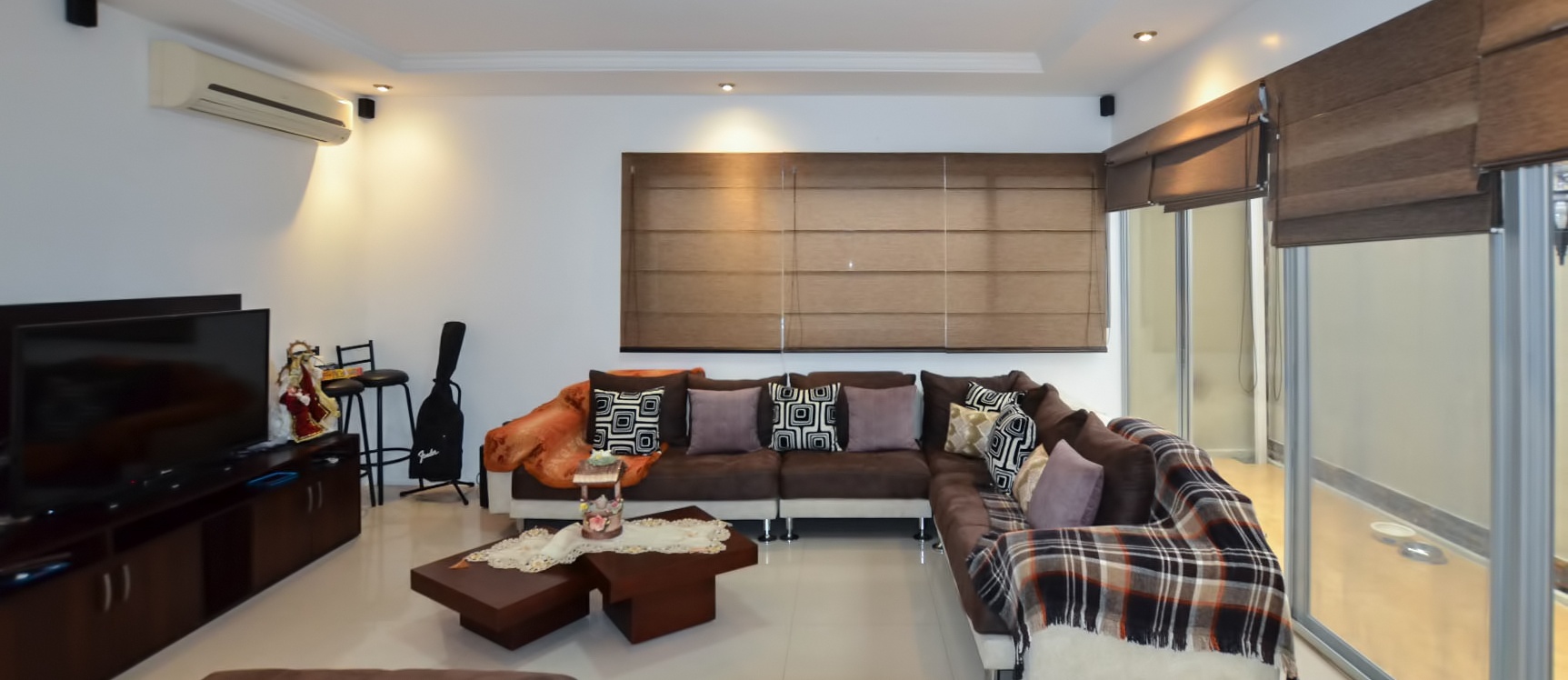 Casa en Venta en Urbanización Belo Horizonte Sector Vía a La Costa GeoBienes - Casa en Venta en Urbanización Belo Horizonte Sector Vía a La Costa - Plusvalia Guayaquil Casas de venta y alquiler Inmobiliaria Ecuador
