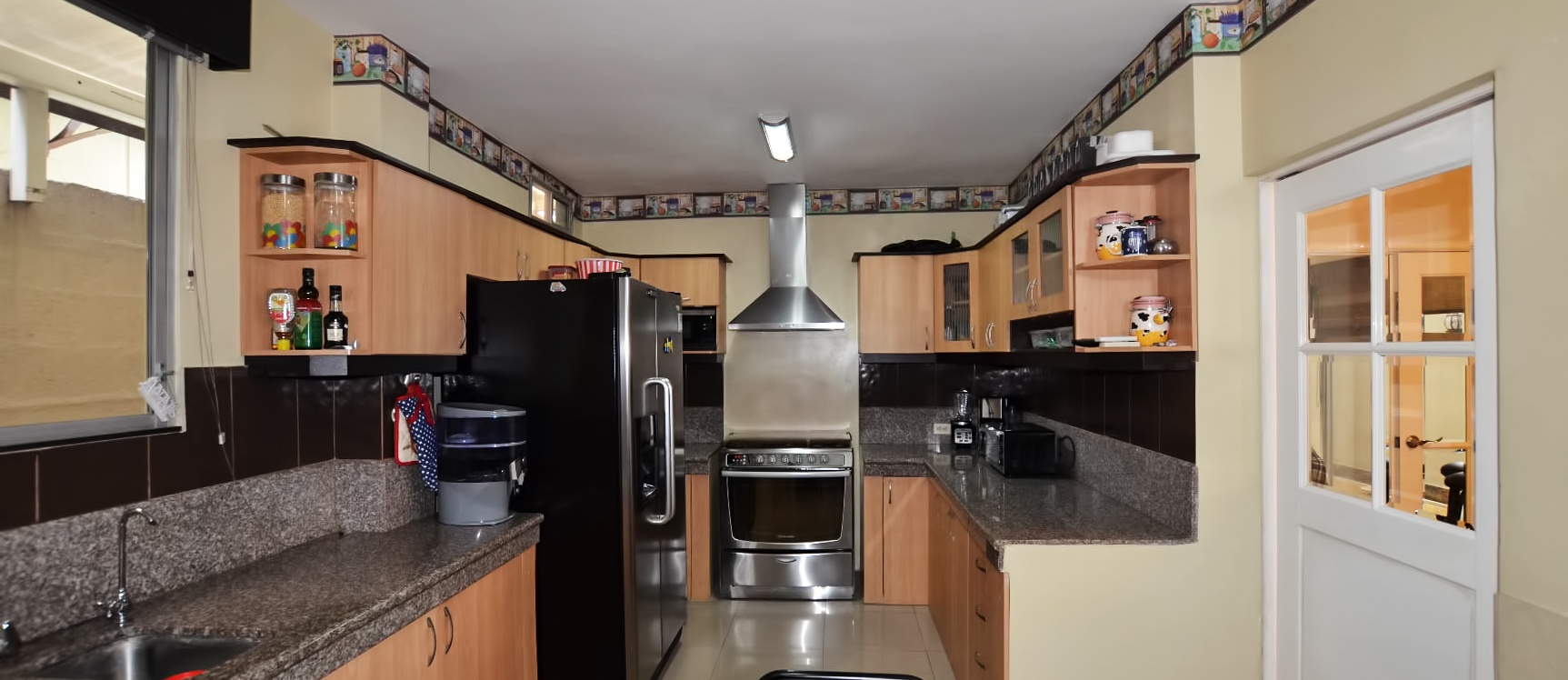 Casa en Venta en Urbanización Belo Horizonte Sector Vía a La Costa GeoBienes - Casa en Venta en Urbanización Belo Horizonte Sector Vía a La Costa - Plusvalia Guayaquil Casas de venta y alquiler Inmobiliaria Ecuador
