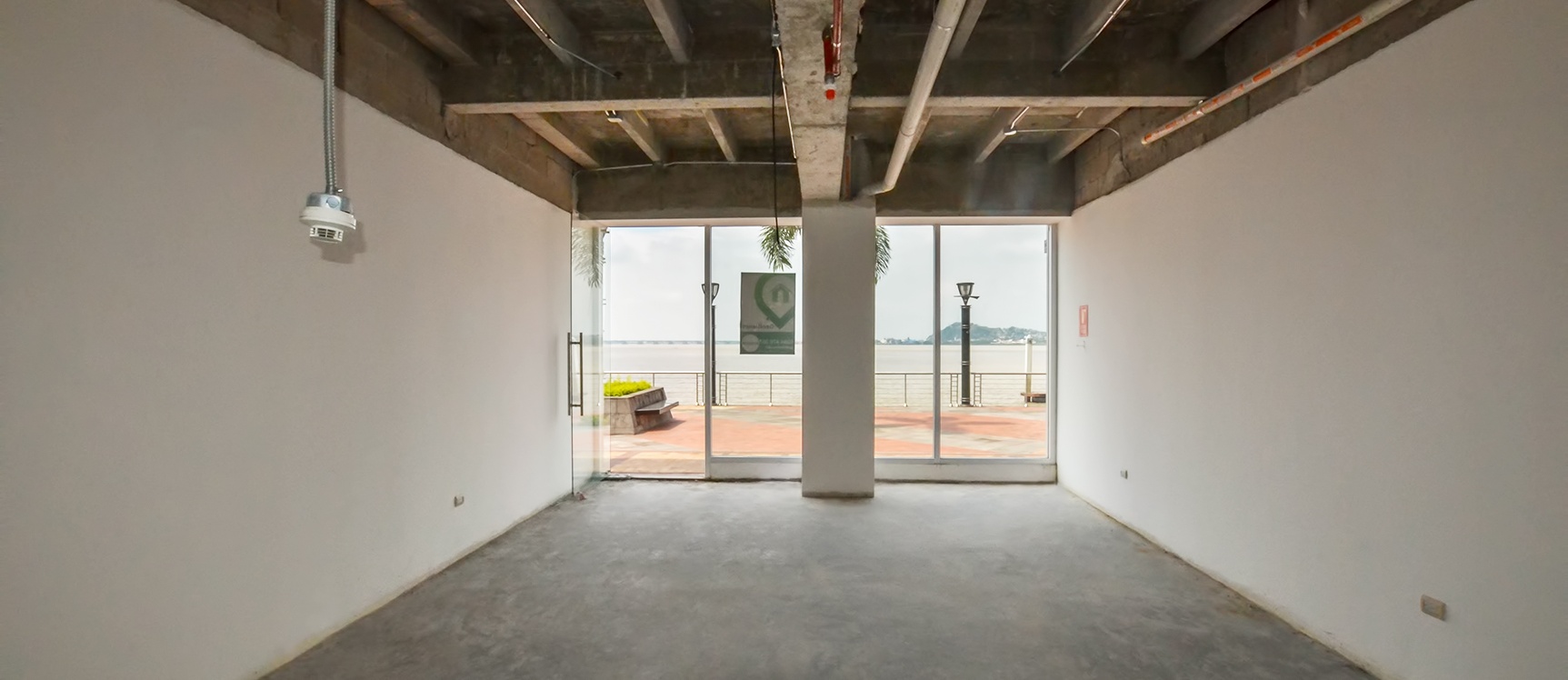 Local comercial en alquiler en Bellini sector centro de Guayaquil GeoBienes - Local comercial en alquiler en Bellini sector centro de Guayaquil - Plusvalia Guayaquil Casas de venta y alquiler Inmobiliaria Ecuador