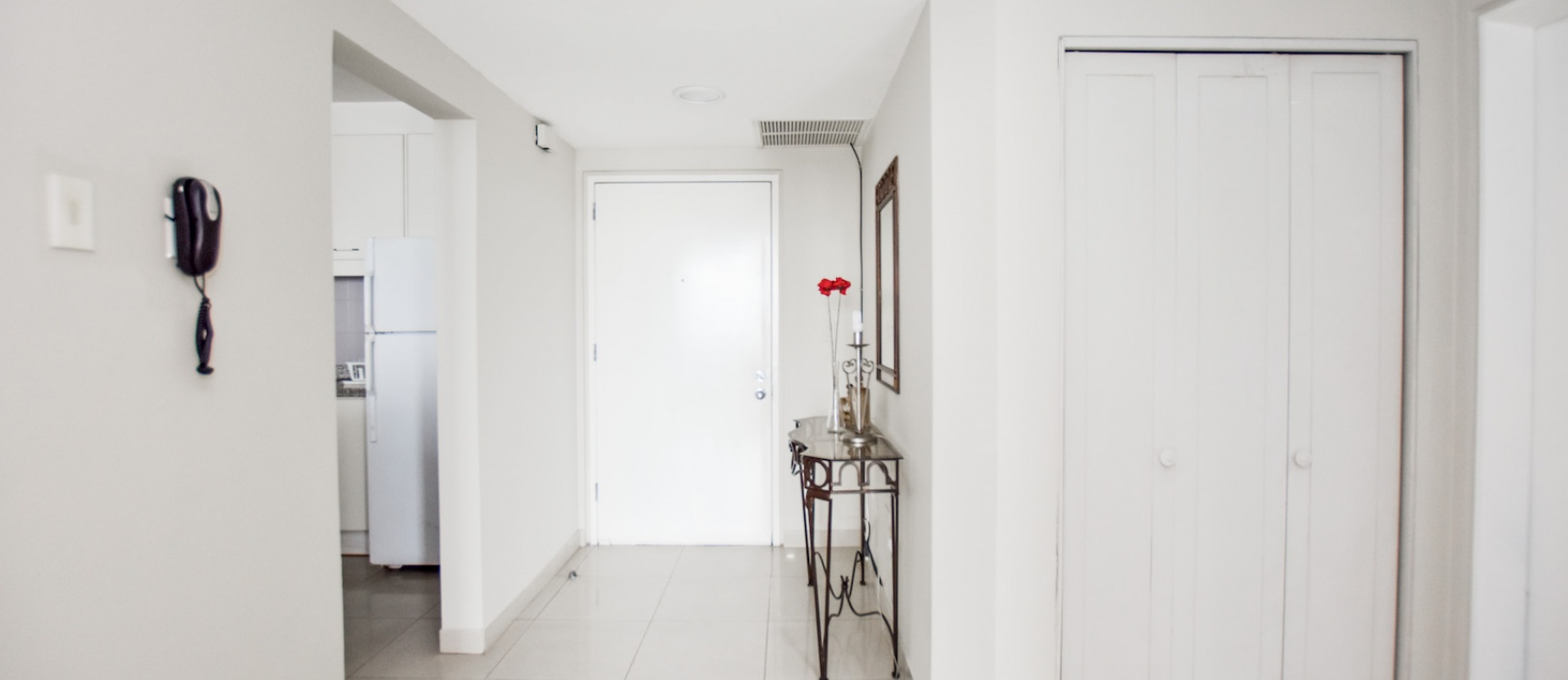 Alquiler de suite amoblada en Torre Colón I GeoBienes - Alquiler de suite amoblada en Torre Colón I, Guayaquil - Ecuador - Plusvalia Guayaquil Casas de venta y alquiler Inmobiliaria Ecuador