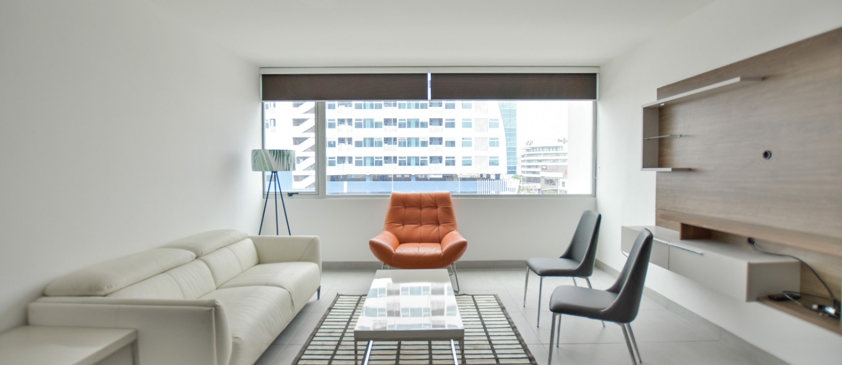 GeoBienes - Alquiler de suite de lujo, amoblada en edificio Quo Guayaquil, Ecuador - Plusvalia Guayaquil Casas de venta y alquiler Inmobiliaria Ecuador GeoBienes - Alquiler de suite de lujo, amoblada en edificio Quo Guayaquil, Ecuador - Plusvalia Guayaquil Casas de venta y alquiler Inmobiliaria Ecuador