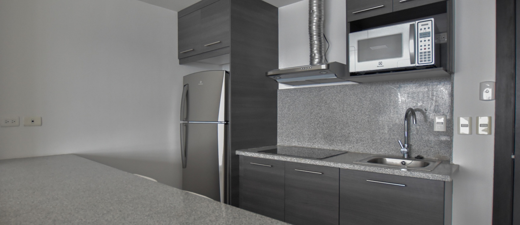GeoBienes - Alquiler de suite de lujo, amoblada en edificio Quo Guayaquil, Ecuador - Plusvalia Guayaquil Casas de venta y alquiler Inmobiliaria EcuadorGeoBienes - Alquiler de suite de lujo, amoblada en edificio Quo Guayaquil, Ecuador - Plusvalia Guayaquil Casas de venta y alquiler Inmobiliaria Ecuador GeoBienes - Alquiler de suite de lujo, amoblada en edificio Quo Guayaquil, Ecuador - Plusvalia Guayaquil Casas de venta y alquiler Inmobiliaria Ecuador