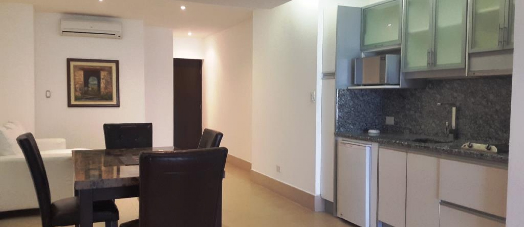 ALQUILER DE SUITE EN EL EDIFICIO SAN FRANCISCO 300 GeoBienes - ALQUILER DE SUITE EN EL EDIFICIO SAN FRANCISCO 300 - Plusvalia Guayaquil Casas de venta y alquiler Inmobiliaria Ecuador