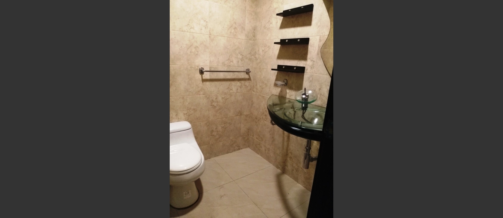 ALQUILER DE SUITE EN EL EDIFICIO SAN FRANCISCO 300 GeoBienes - ALQUILER DE SUITE EN EL EDIFICIO SAN FRANCISCO 300 - Plusvalia Guayaquil Casas de venta y alquiler Inmobiliaria Ecuador