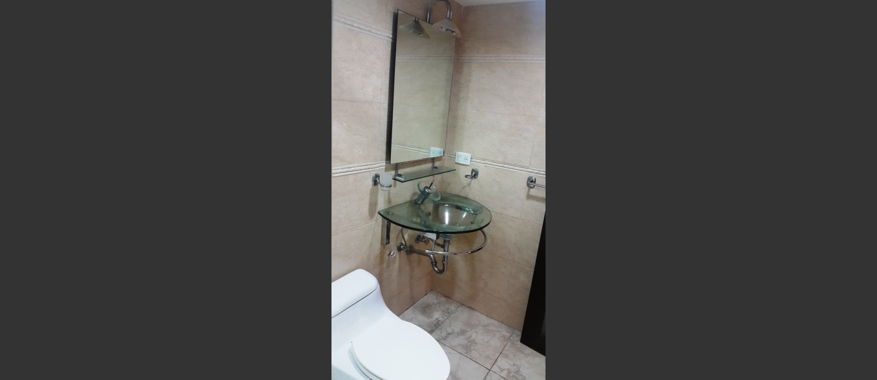 ALQUILER DE SUITE EN EL EDIFICIO SAN FRANCISCO 300 GeoBienes - ALQUILER DE SUITE EN EL EDIFICIO SAN FRANCISCO 300 - Plusvalia Guayaquil Casas de venta y alquiler Inmobiliaria Ecuador