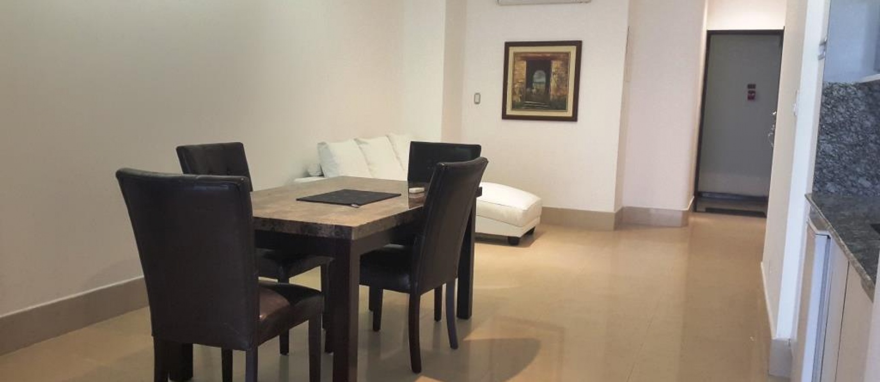 ALQUILER DE SUITE EN EL EDIFICIO SAN FRANCISCO 300 GeoBienes - ALQUILER DE SUITE EN EL EDIFICIO SAN FRANCISCO 300 - Plusvalia Guayaquil Casas de venta y alquiler Inmobiliaria Ecuador