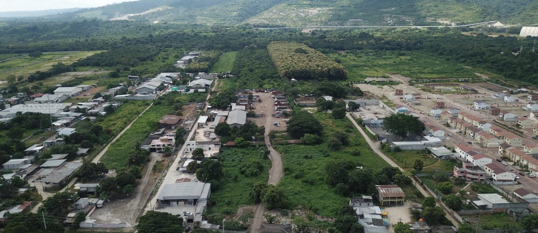 GeoBienes - Alquiler de terreno 3500 m2 en Vía a la Costa - Plusvalia Guayaquil Casas de venta y alquiler Inmobiliaria Ecuador