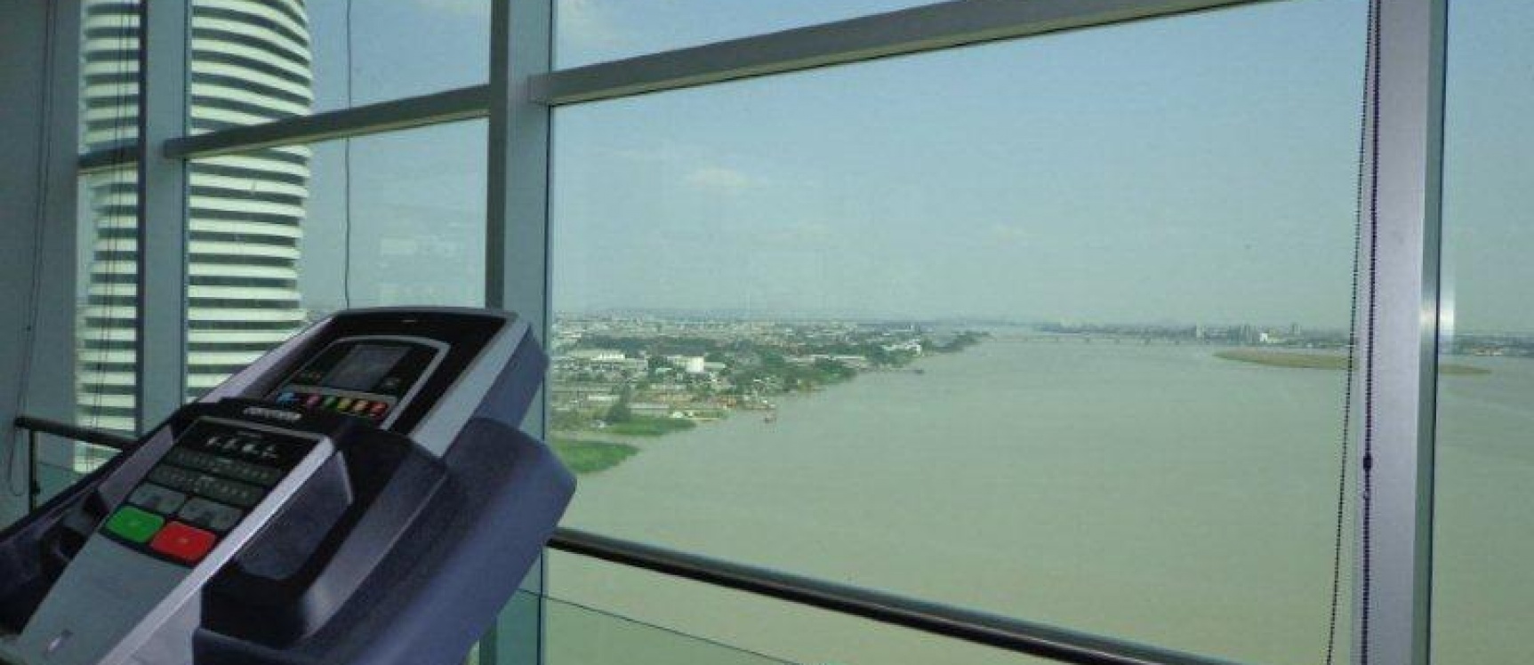Suite Riverfront, alquilo!! GeoBienes - Alquiler de un departamento suite en Riverfront Puerto Santa Ana Guayaquil - Plusvalia Guayaquil Casas de venta y alquiler Inmobiliaria Ecuador