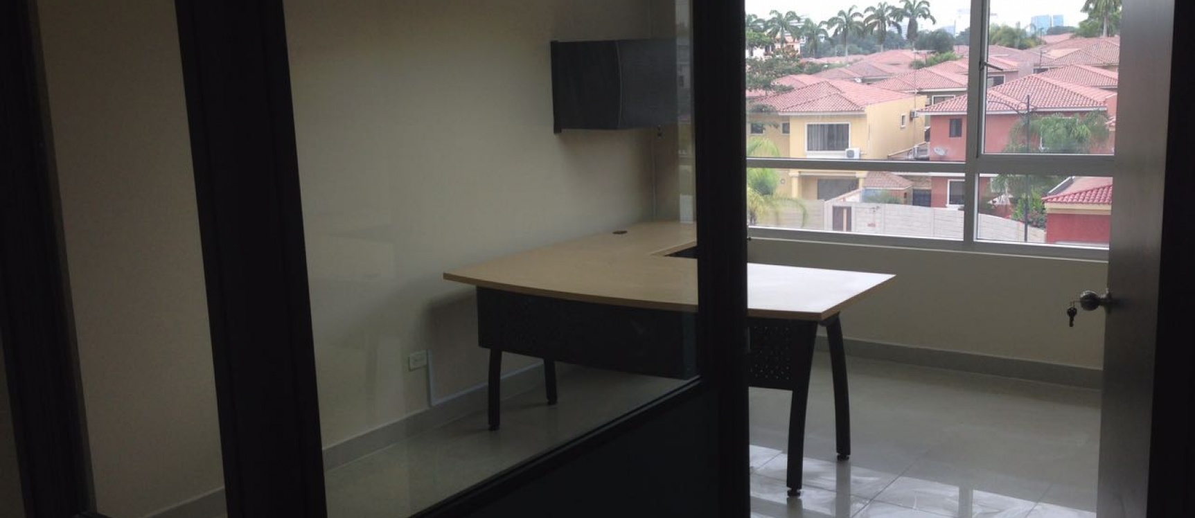 Alquilo Oficina Amoblada en Parque Empresarial Colón GeoBienes - Alquilo Oficina Amoblada en Parque Empresarial Colón - Plusvalia Guayaquil Casas de venta y alquiler Inmobiliaria Ecuador