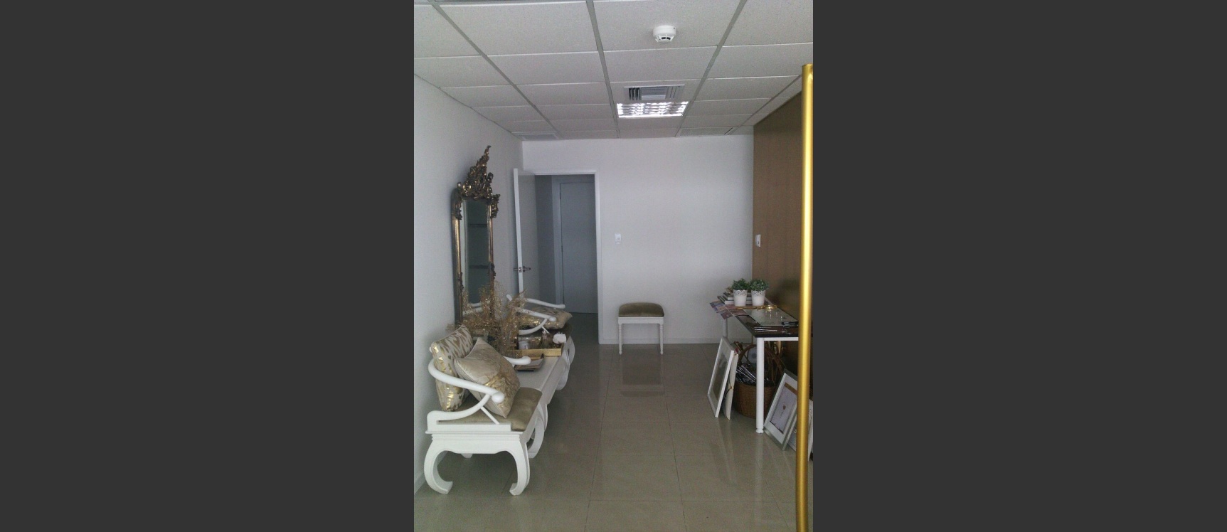 Alquilo Oficina con divisiones en Trade Building GeoBienes - Alquiler de Oficina con divisiones en Trade Building Guayaquil - Plusvalia Guayaquil Casas de venta y alquiler Inmobiliaria Ecuador
