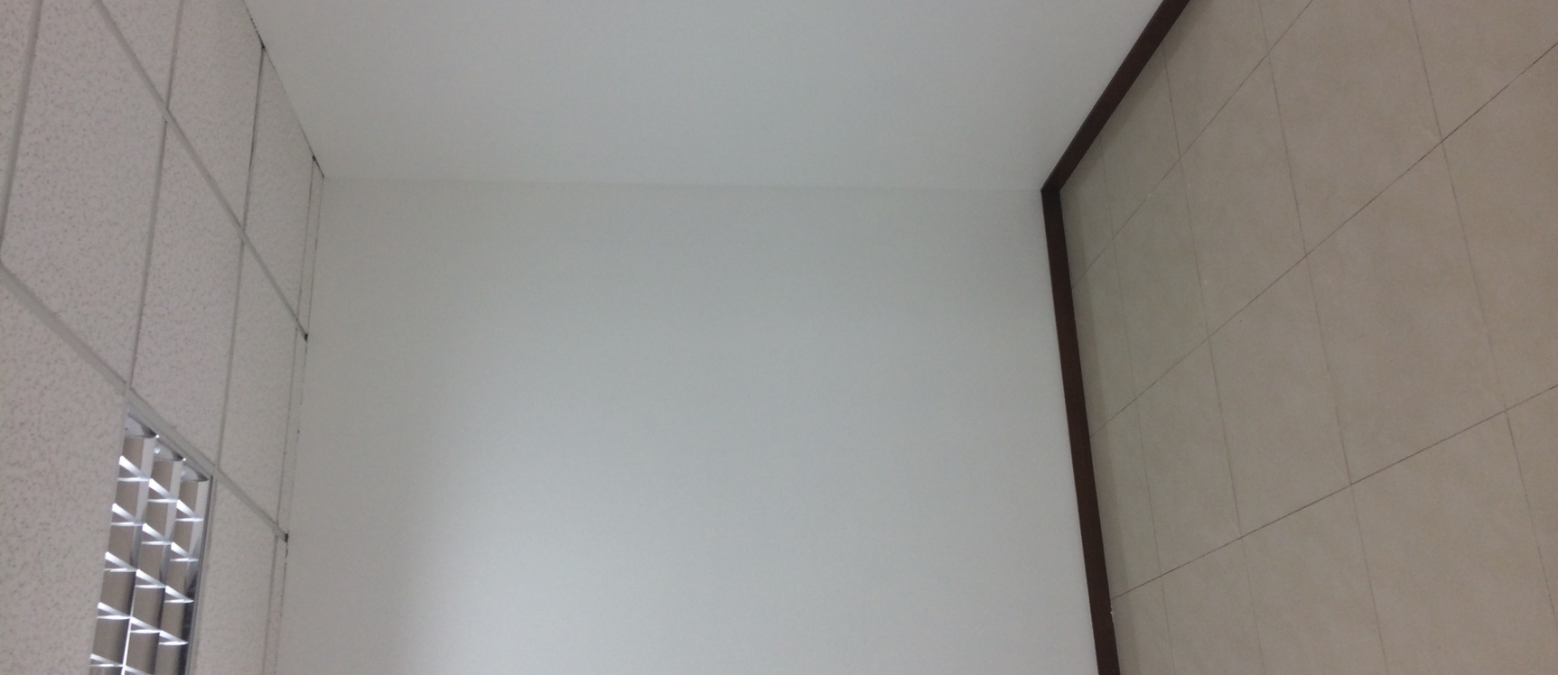 Alquilo Oficina de 60mt2 en Trade Building GeoBienes - Oficina de 60mt2 de Arriendo en Trade Building sector Mall del Sol - Guayaquil - Plusvalia Guayaquil Casas de venta y alquiler Inmobiliaria Ecuador