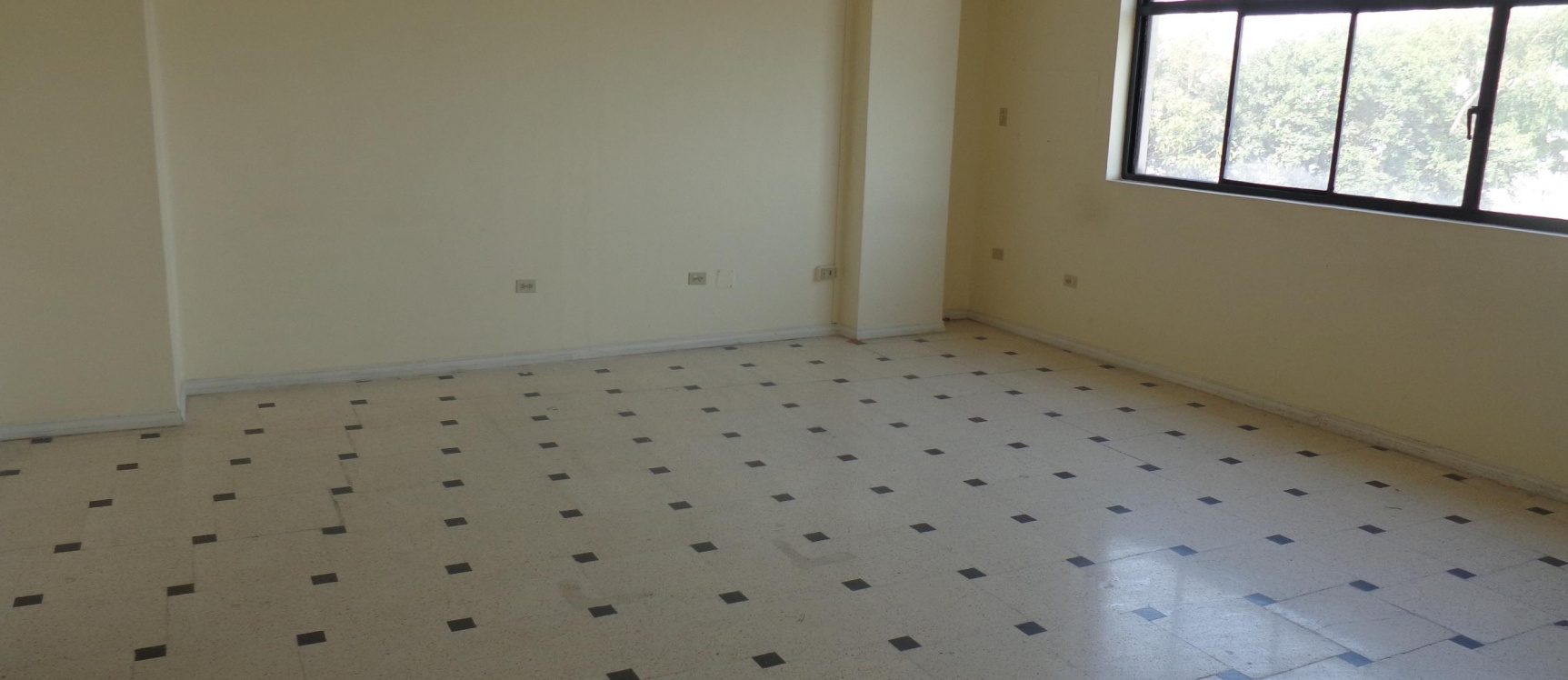 Alquilo oficina en 9 de Octubre y Malecon GeoBienes - Alquilo oficina en 9 de Octubre y Malecon - Plusvalia Guayaquil Casas de venta y alquiler Inmobiliaria Ecuador