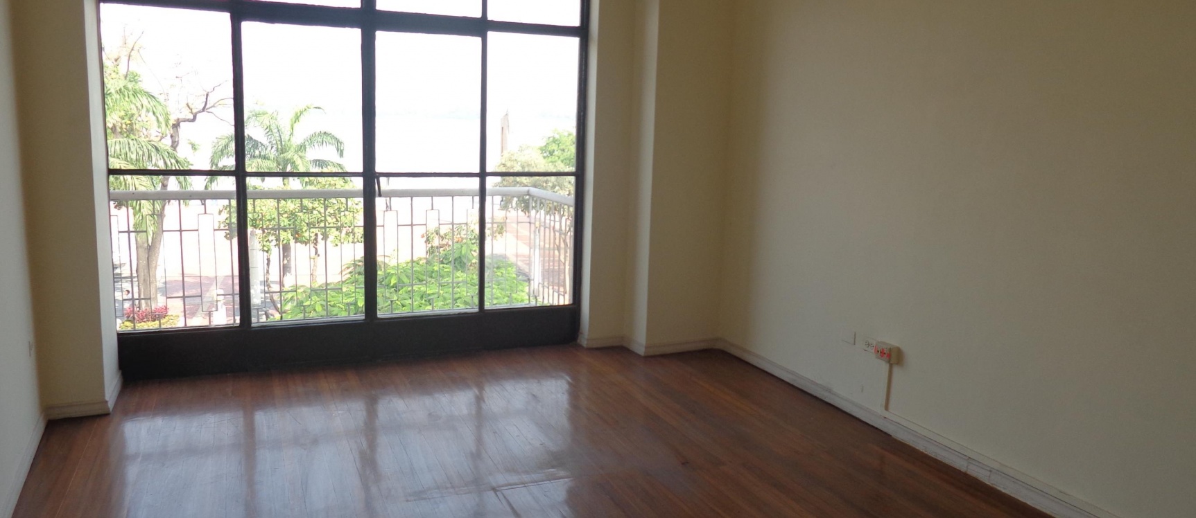 Alquilo oficina en 9 de Octubre y Malecon GeoBienes - Alquilo oficina en 9 de Octubre y Malecon - Plusvalia Guayaquil Casas de venta y alquiler Inmobiliaria Ecuador