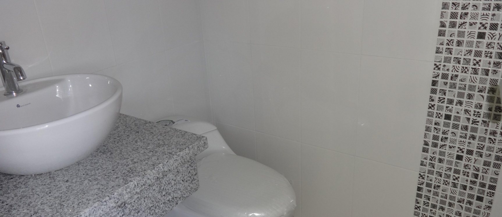 ALquilo oficina en ciudad del rio, EMPORIUM GeoBienes - Alquiler de oficina en Ciudad del Rio, EMPORIUM Guayaquil - Plusvalia Guayaquil Casas de venta y alquiler Inmobiliaria Ecuador