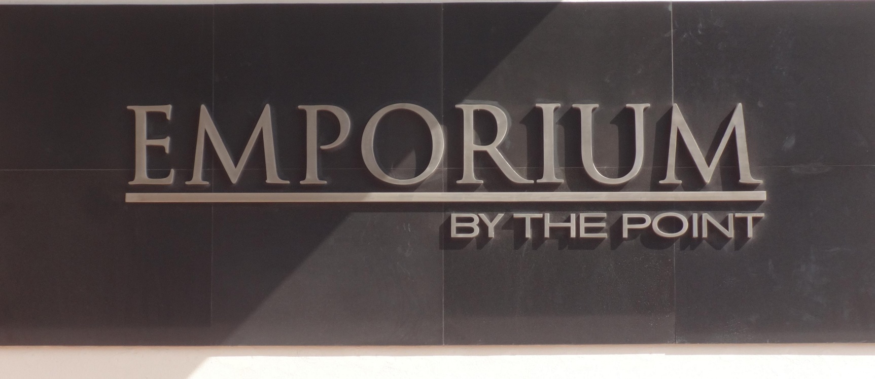 ALquilo oficina en ciudad del rio, EMPORIUM GeoBienes - Alquiler de oficina en Ciudad del Rio, EMPORIUM Guayaquil - Plusvalia Guayaquil Casas de venta y alquiler Inmobiliaria Ecuador