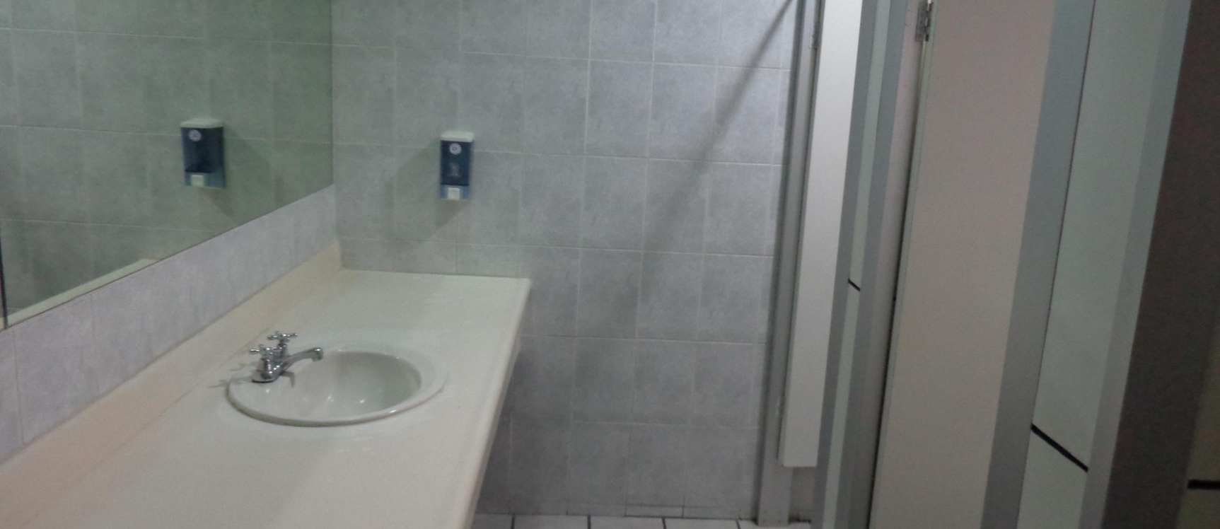 Alquilo oficina en Pedro Carbo Y Velez, centro de Guayaquil GeoBienes - Alquilo oficina en Pedro Carbo Y Velez, centro de Guayaquil - Plusvalia Guayaquil Casas de venta y alquiler Inmobiliaria Ecuador