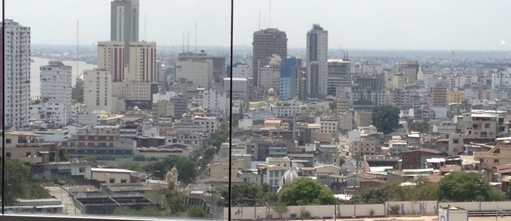 Alquilo oficina en The Point, 47m2 GeoBienes - Alquiler de oficina en The Point, Guayaquil. Oficina de 47m2 - Plusvalia Guayaquil Casas de venta y alquiler Inmobiliaria Ecuador