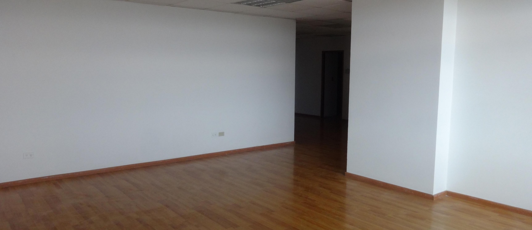 GeoBienes - Alquilo oficina en Torres del Norte, Guayaquil - Plusvalia Guayaquil Casas de venta y alquiler Inmobiliaria Ecuador