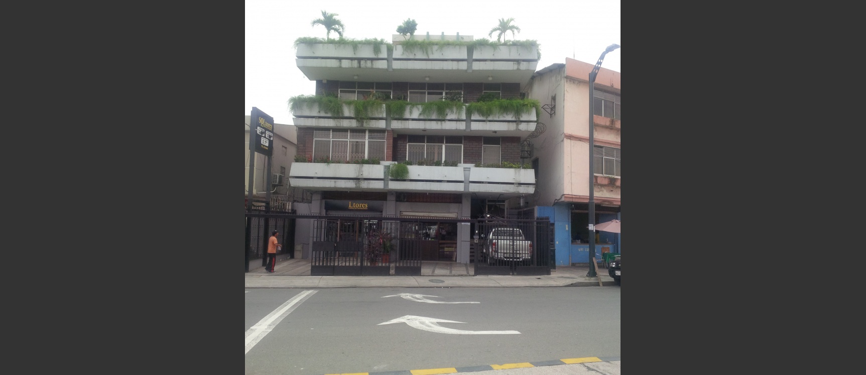 GeoBienes - Alquiler de oficina frente al Policentro, Cdla. Kennedy Guayaquil - Plusvalia Guayaquil Casas de venta y alquiler Inmobiliaria Ecuador