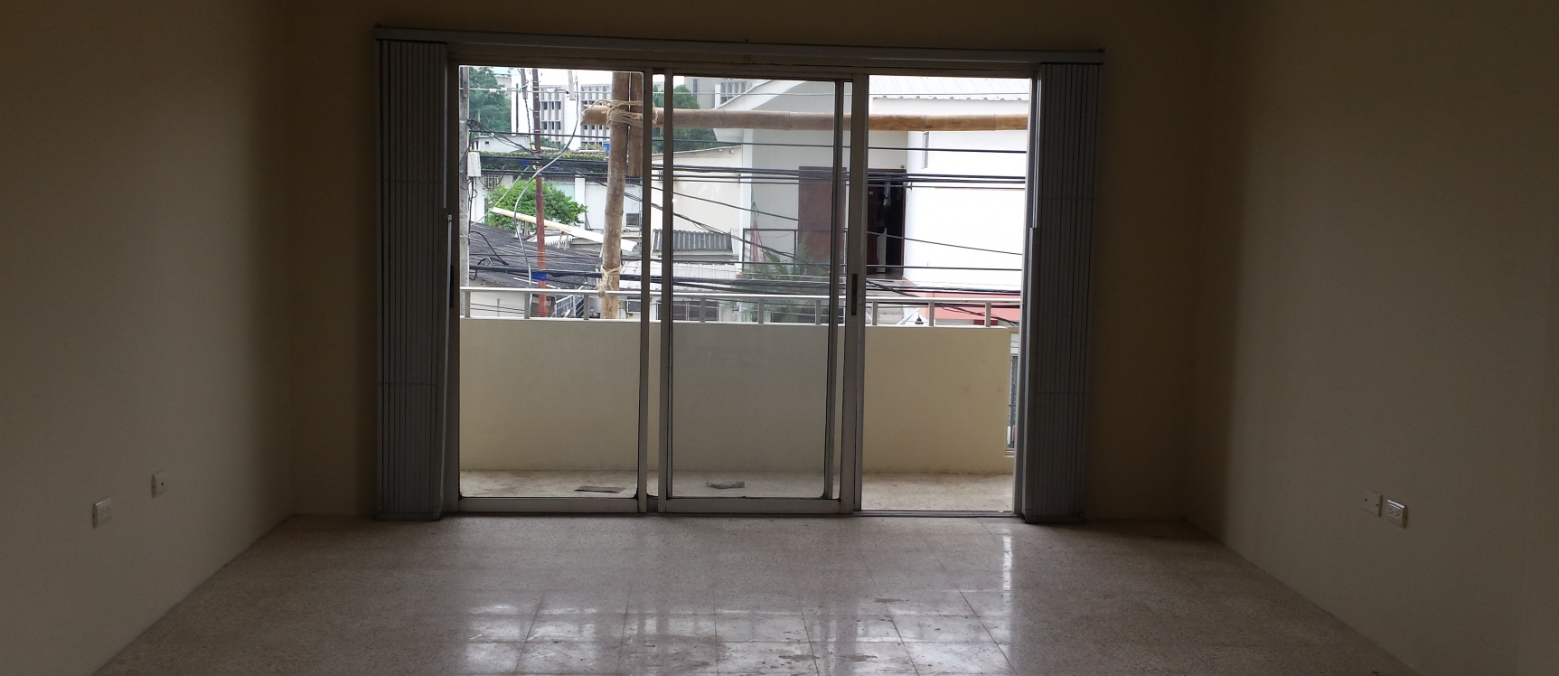 GeoBienes - Urdesa Norte Alquilo oficina o  departamento  - Plusvalia Guayaquil Casas de venta y alquiler Inmobiliaria Ecuador