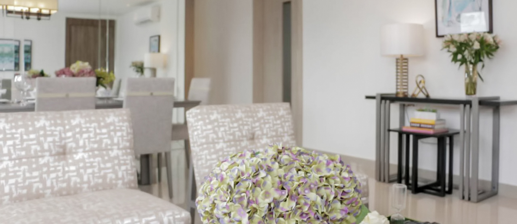 Balearia Condiminios: Departamento en venta sector Samborondón GeoBienes - Departamento en venta en planta baja del condominio sector Samborondón - Plusvalia Guayaquil Casas de venta y alquiler Inmobiliaria Ecuador