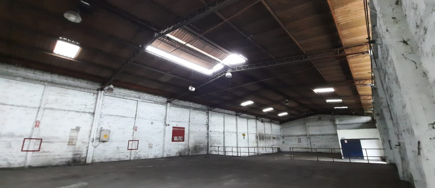 Bodega en alquiler de 800 m2 Vía a la Costa GeoBienes - Bodega en alquiler de 800 m2 Vía a la Costa - Plusvalia Guayaquil Casas de venta y alquiler Inmobiliaria Ecuador