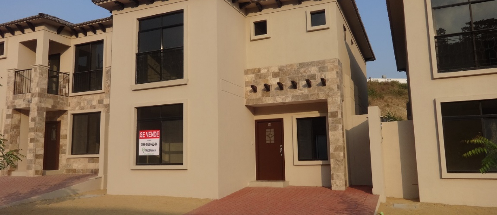 Bosques De La Costa vendo casa con 4 dormitorios GeoBienes - Casa de venta en Bosques de La Costa. Casa de 4 dormitorios en Guayaquil - Plusvalia Guayaquil Casas de venta y alquiler Inmobiliaria Ecuador