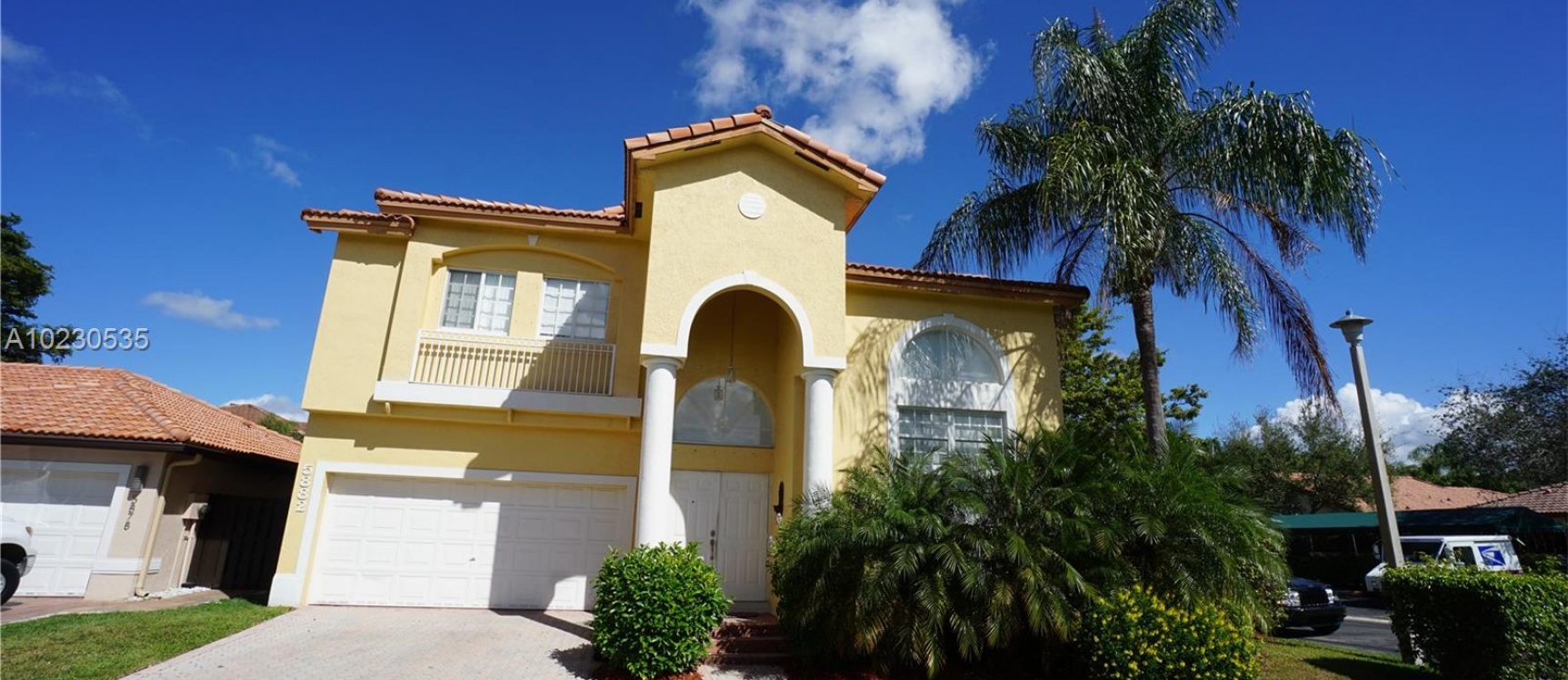 Casa a la Venta en Miami - DORAL ISLES CAYMAN GeoBienes - Casa a la Venta en Miami - DORAL ISLES CAYMAN - Plusvalia Guayaquil Casas de venta y alquiler Inmobiliaria Ecuador