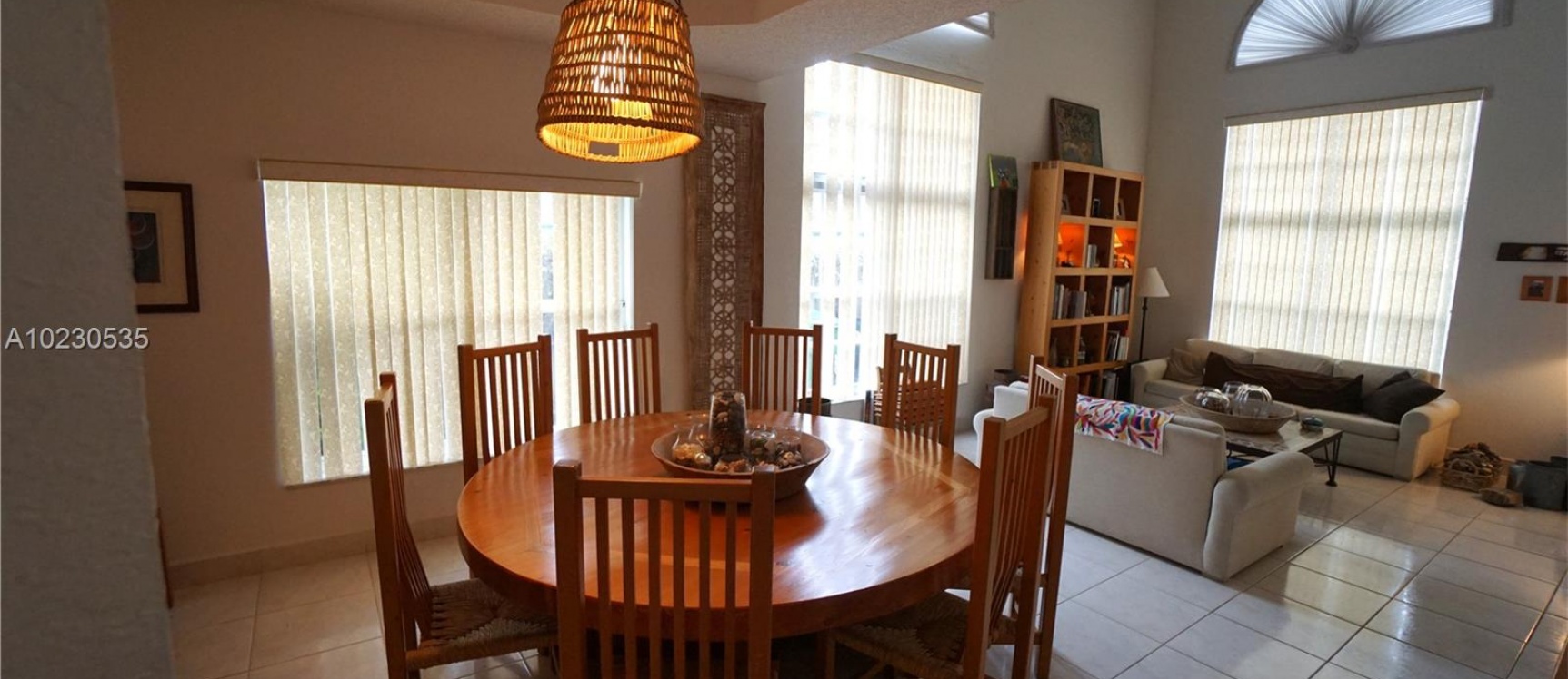 Casa a la Venta en Miami - DORAL ISLES CAYMAN GeoBienes - Casa a la Venta en Miami - DORAL ISLES CAYMAN - Plusvalia Guayaquil Casas de venta y alquiler Inmobiliaria Ecuador