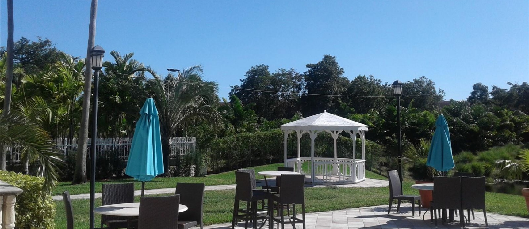 Casa a la Venta en Miami - Doral Pines GeoBienes - Casa a la Venta en Miami - Doral Pines - Plusvalia Guayaquil Casas de venta y alquiler Inmobiliaria Ecuador