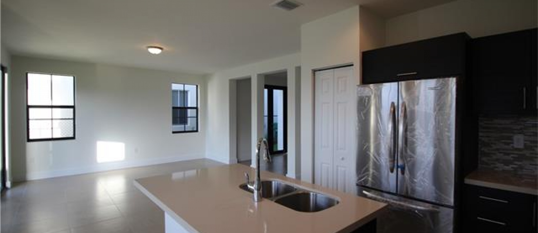 Casa a la Venta en MIAMI, Ciudadela Vintage Estates GeoBienes - Casa a la Venta en MIAMI, Ciudadela Vintage Estates - Plusvalia Guayaquil Casas de venta y alquiler Inmobiliaria Ecuador