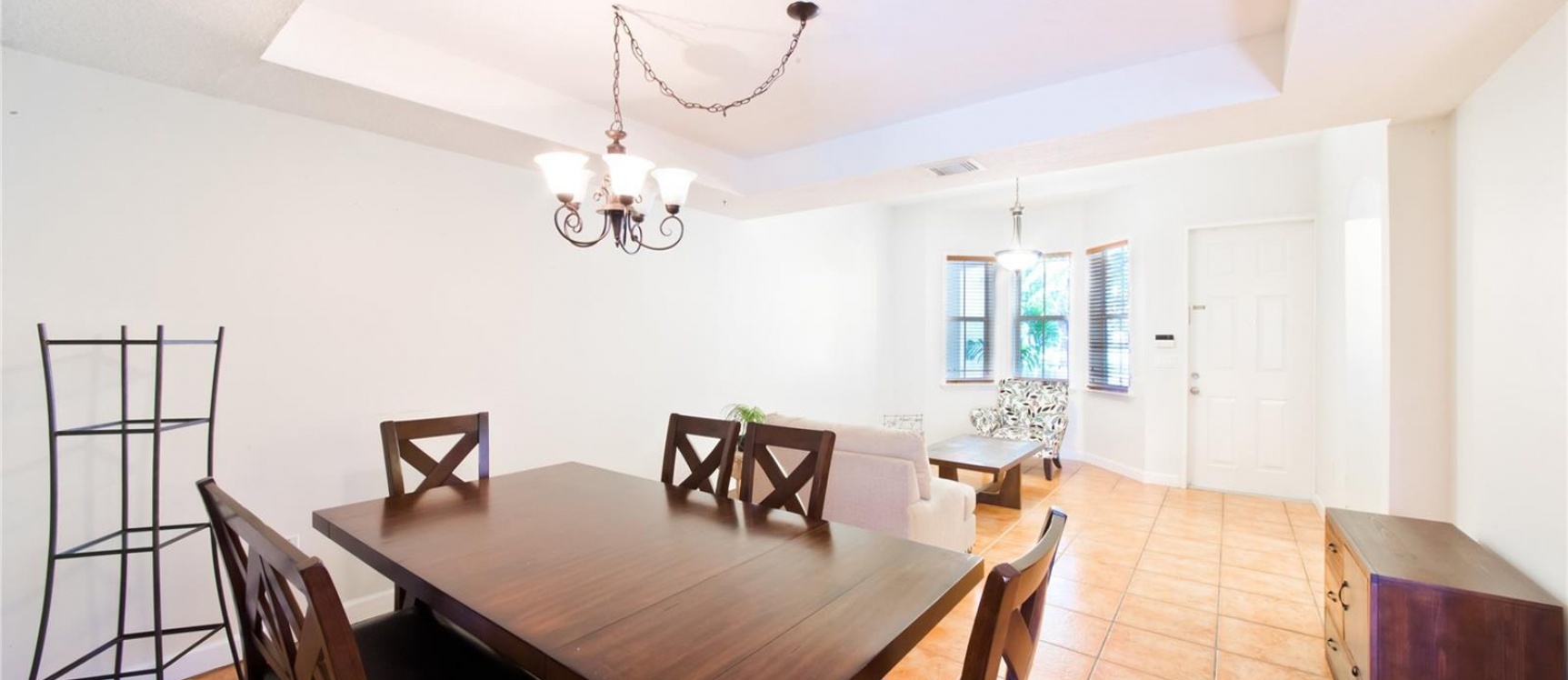 Casa a la Venta en Miami, DORAL CHASE GeoBienes - Casa a la Venta en Miami, DORAL CHASE - Plusvalia Guayaquil Casas de venta y alquiler Inmobiliaria Ecuador