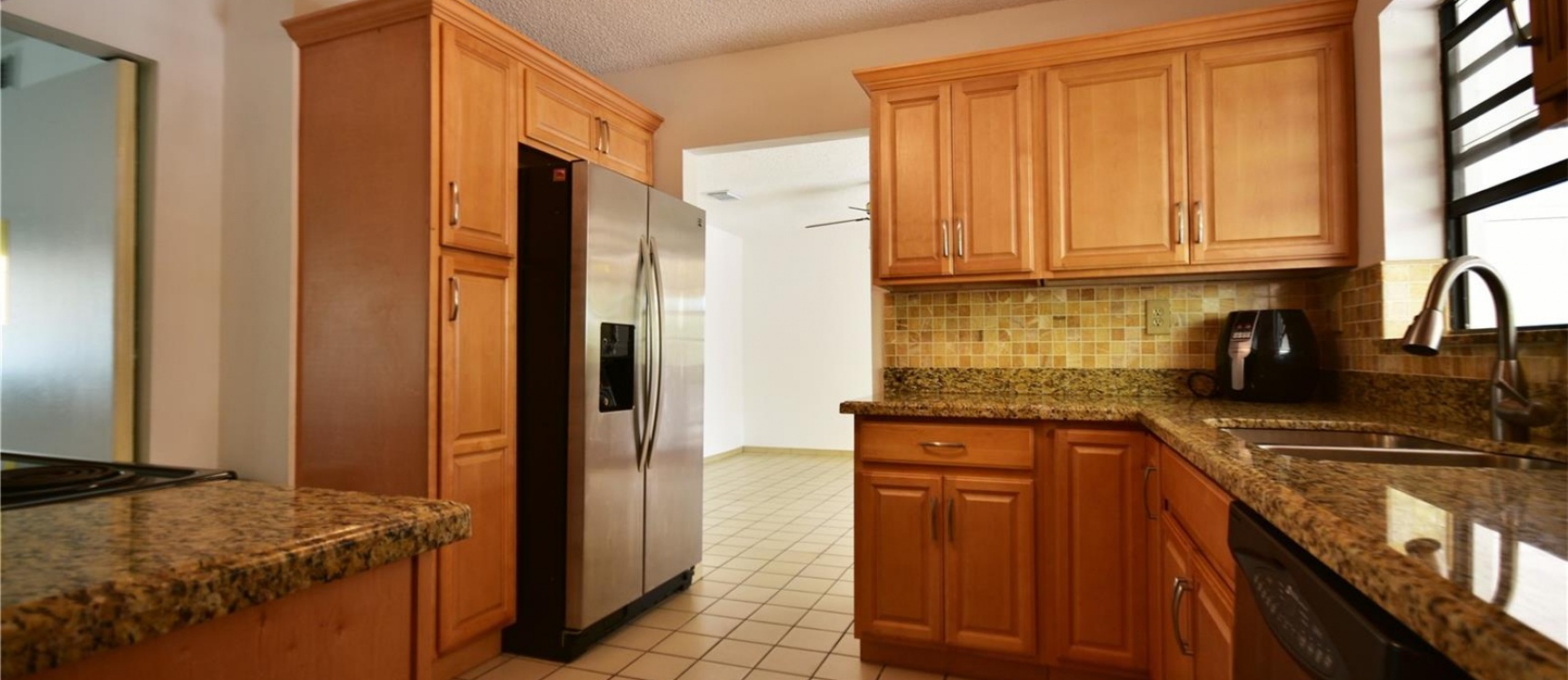 Casa a la Venta en MIAMI, Tamiami Lakes GeoBienes - Casa a la Venta en MIAMI, Tamiami Lakes - Plusvalia Guayaquil Casas de venta y alquiler Inmobiliaria Ecuador