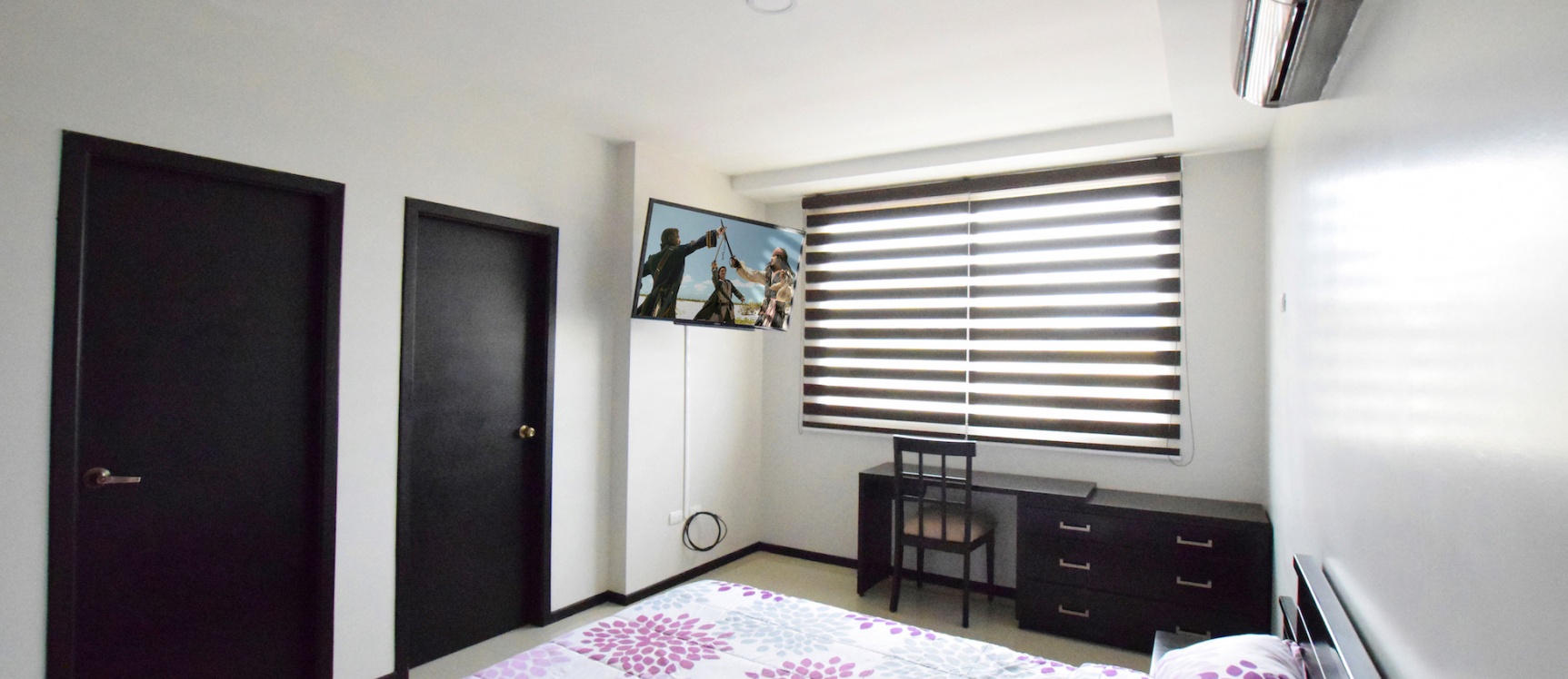 Casa amoblada en alquiler en la Urbanización San Sebastián, Vía Samborondón GeoBienes - Casa amoblada en alquiler en la Urbanización San Sebastián, Vía Samborondón - Plusvalia Guayaquil Casas de venta y alquiler Inmobiliaria Ecuador